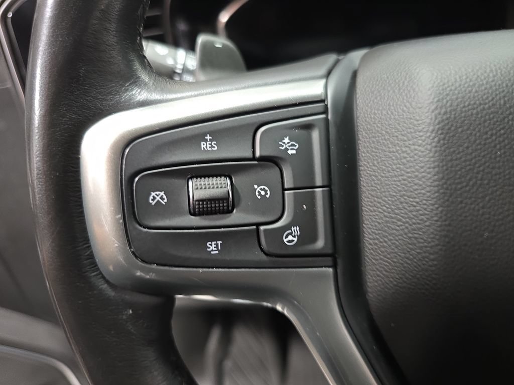 Used 2022 Chevrolet Silverado 1500 LTZ AWD/4WD image 17