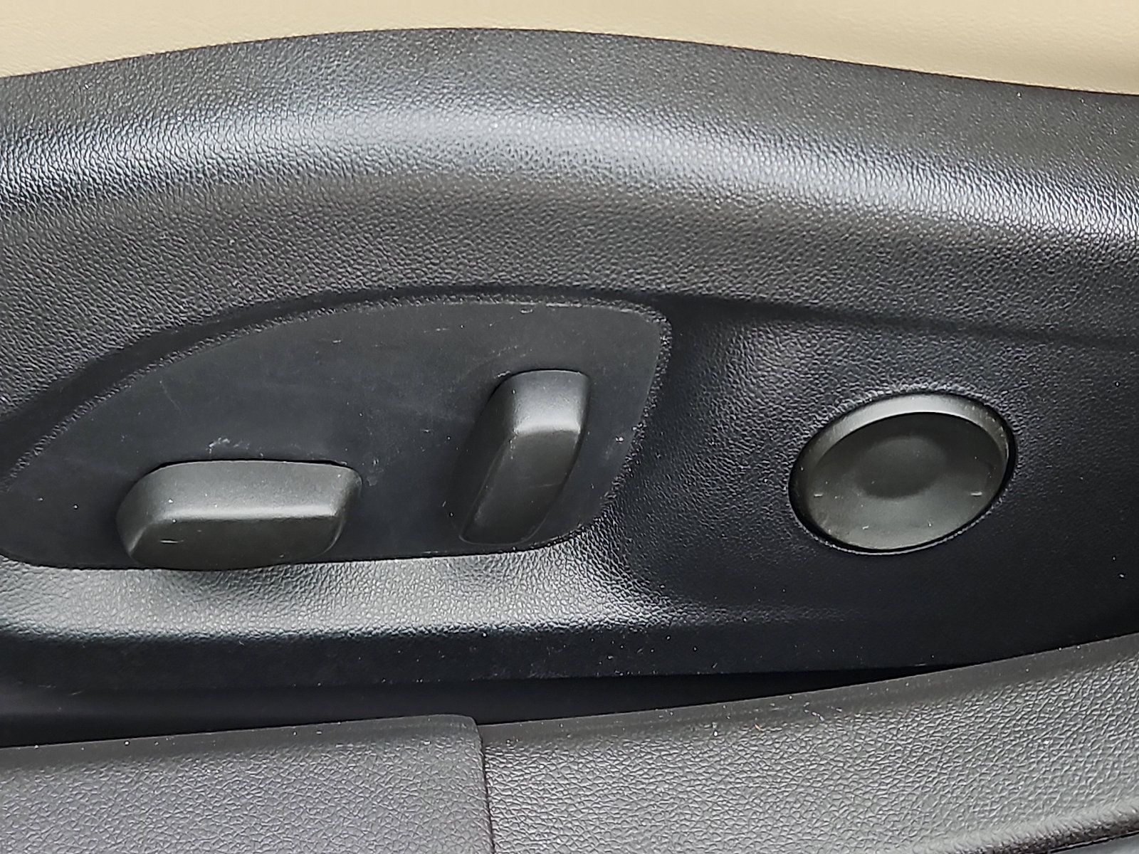 Certified 2022 Cadillac CT5 Luxury w/ Sun And Sound Package image 26