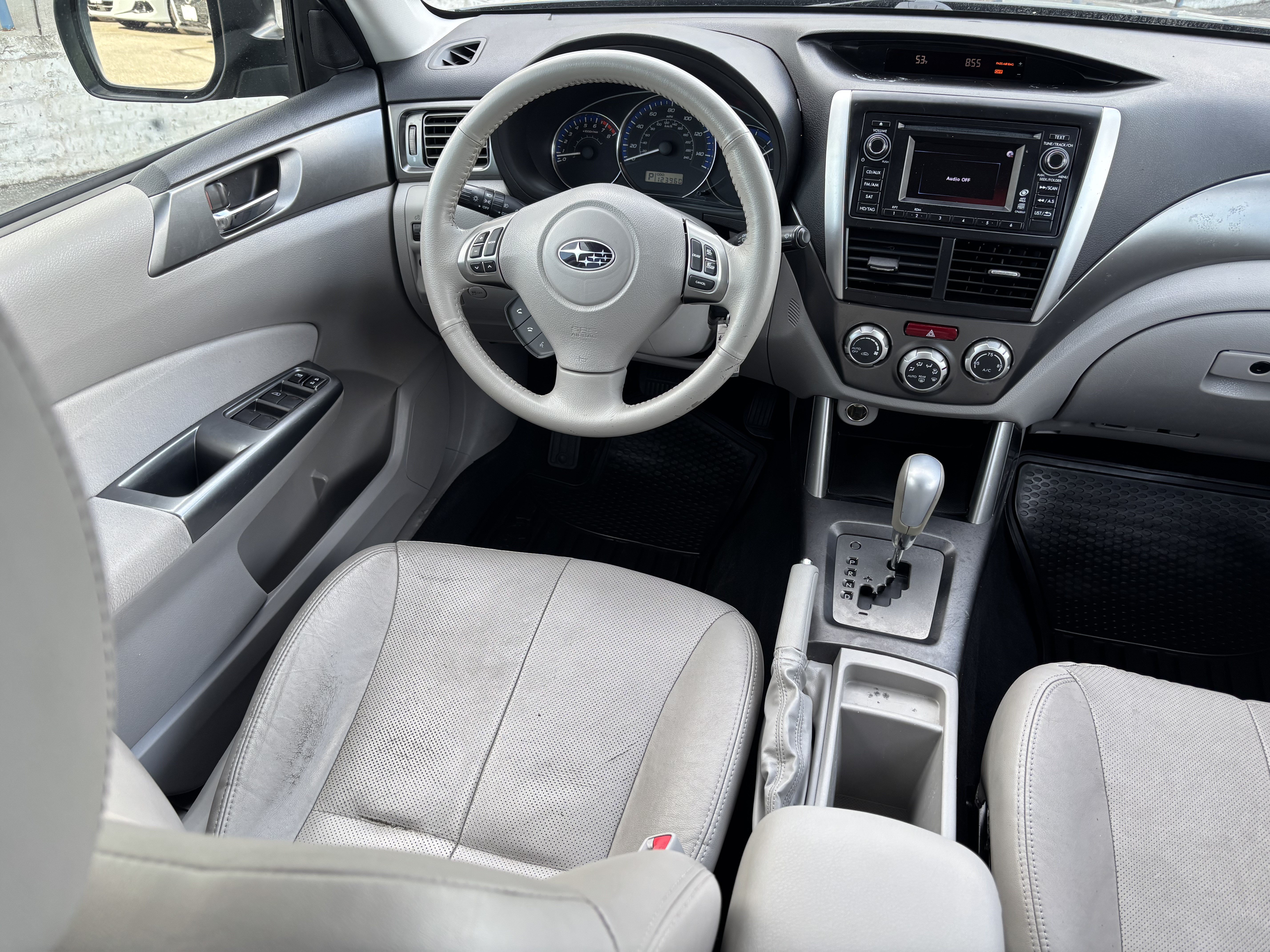 Used 2012 Subaru Forester 2.5X Limited AWD/4WD image 21
