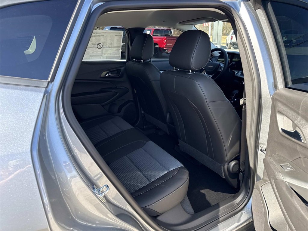 New 2026 Chevrolet Trax LT image 27