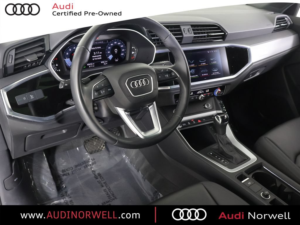 Certified 2022 Audi Q3 2.0T Premium Plus AWD/4WD image 2