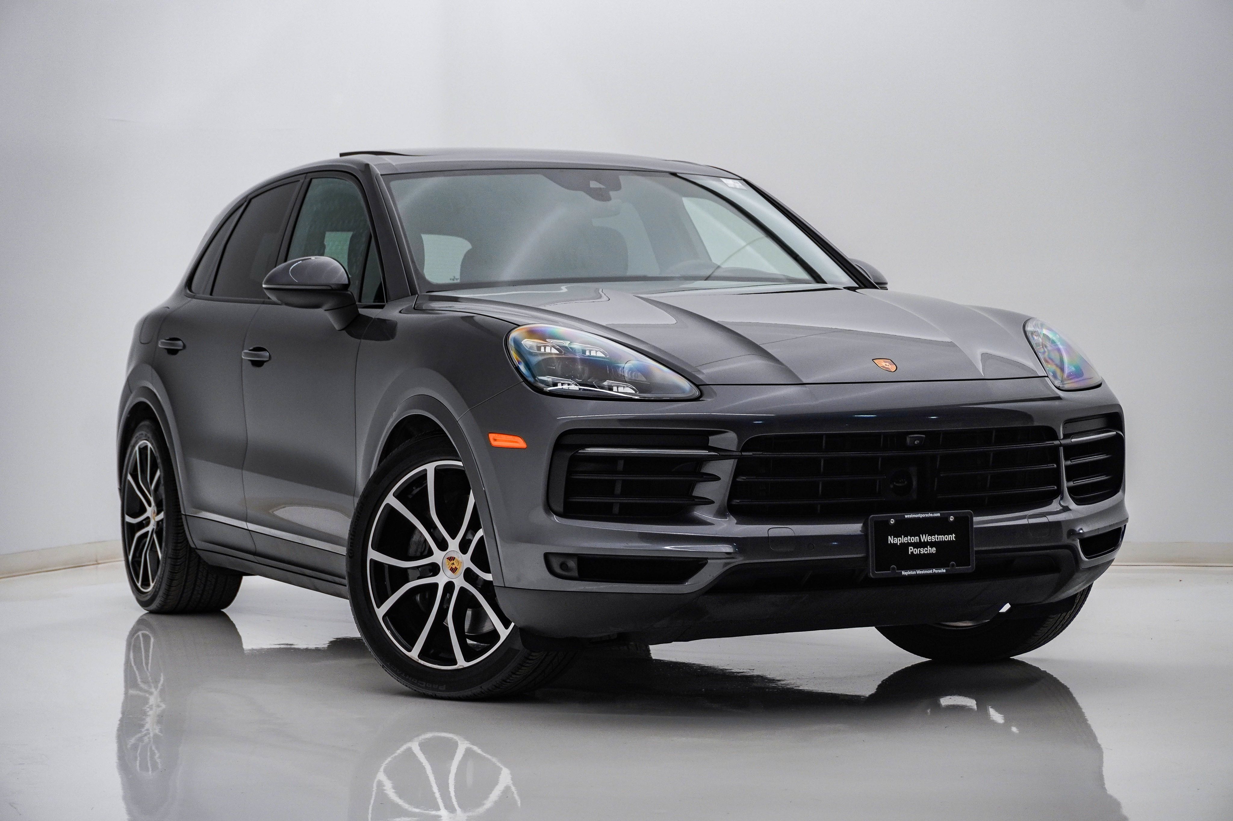 Certified 2023 Porsche Cayenne S AWD/4WD image 8