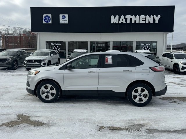 Used 2019 Ford Edge SE image 2