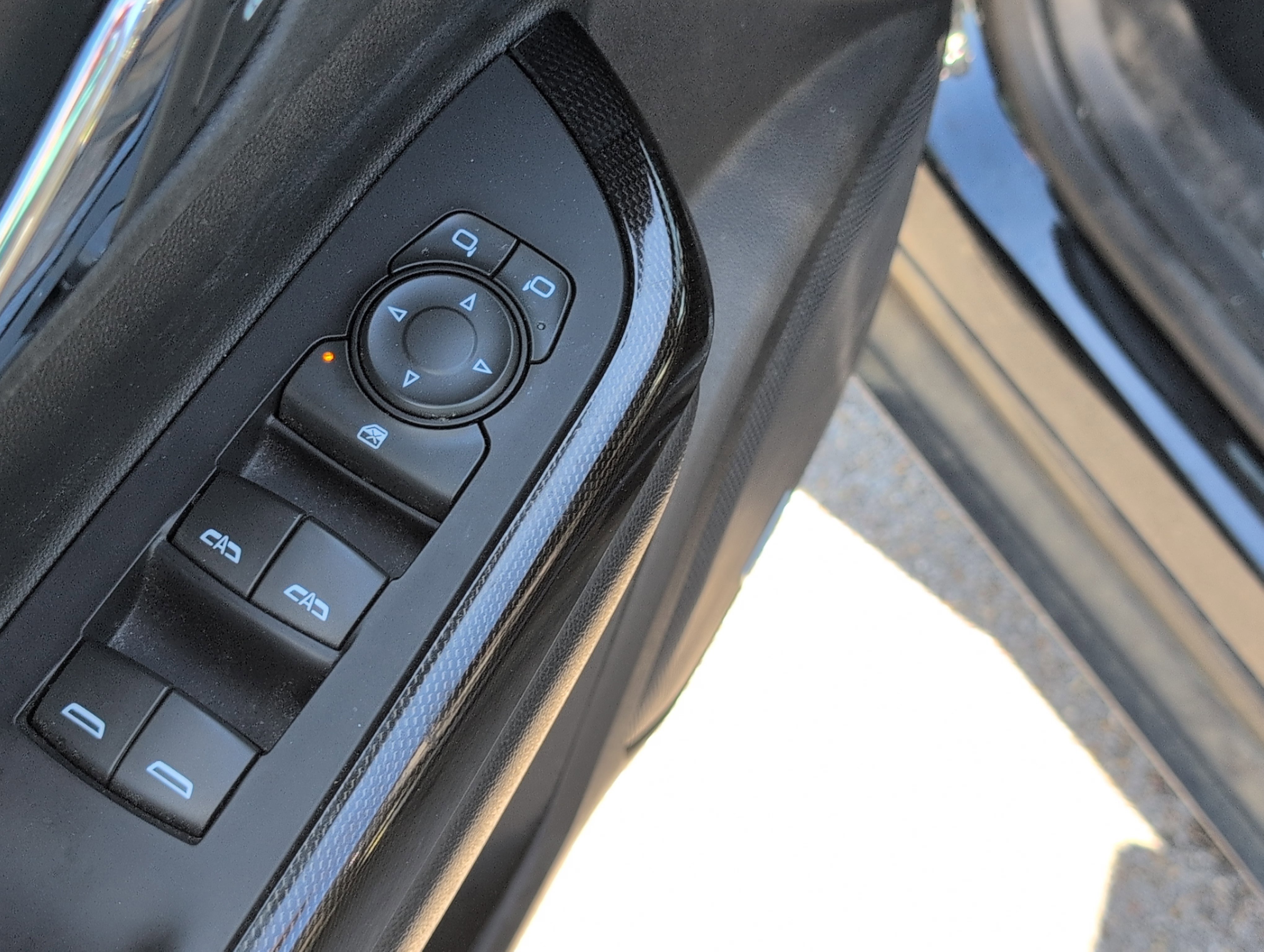Used 2022 GMC Acadia AT4 image 12