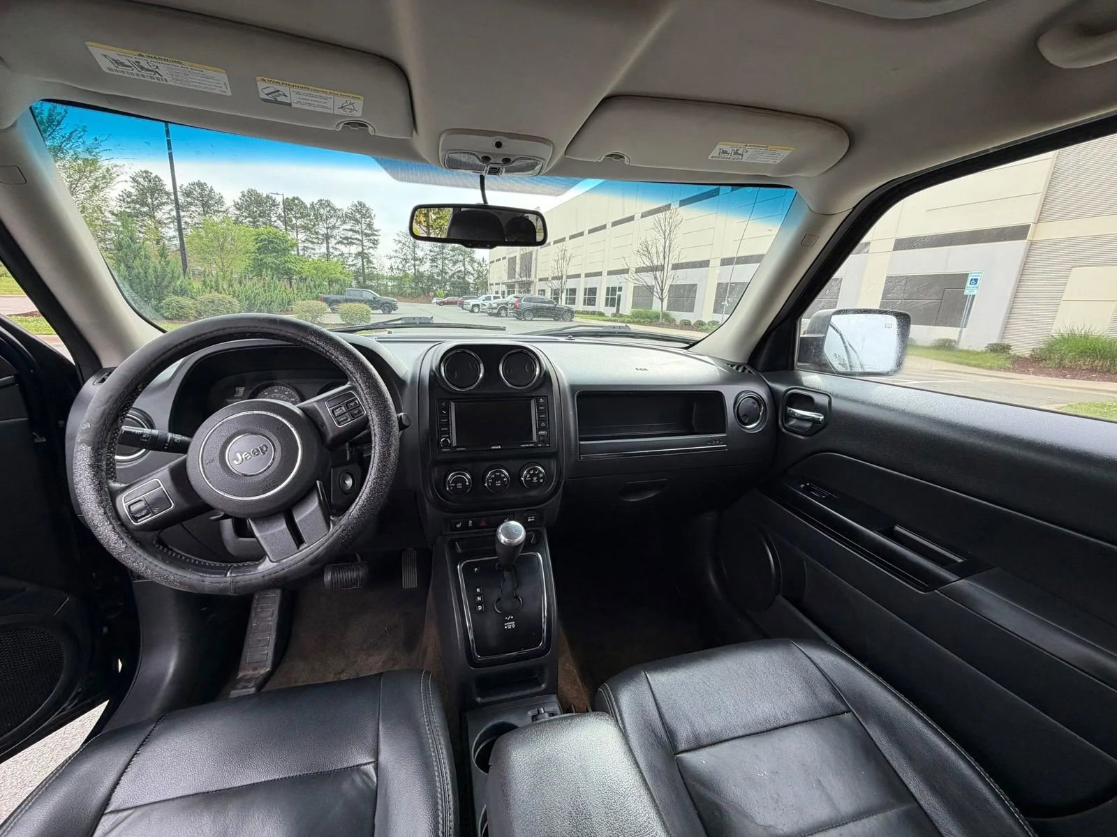 Used 2016 Jeep Patriot High Altitude FWD image 9
