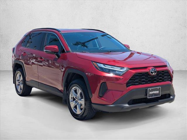 Used 2023 Toyota RAV4 XLE w/ Convenience Package FWD image 3
