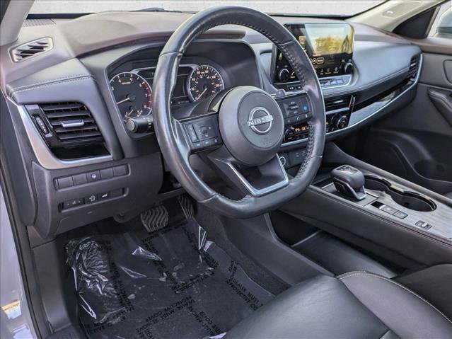 Used 2023 Nissan Rogue SL w/ SL Premium Package image 9