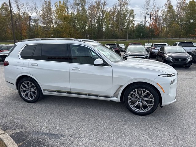 Used 2024 BMW X7 xDrive40i image 19