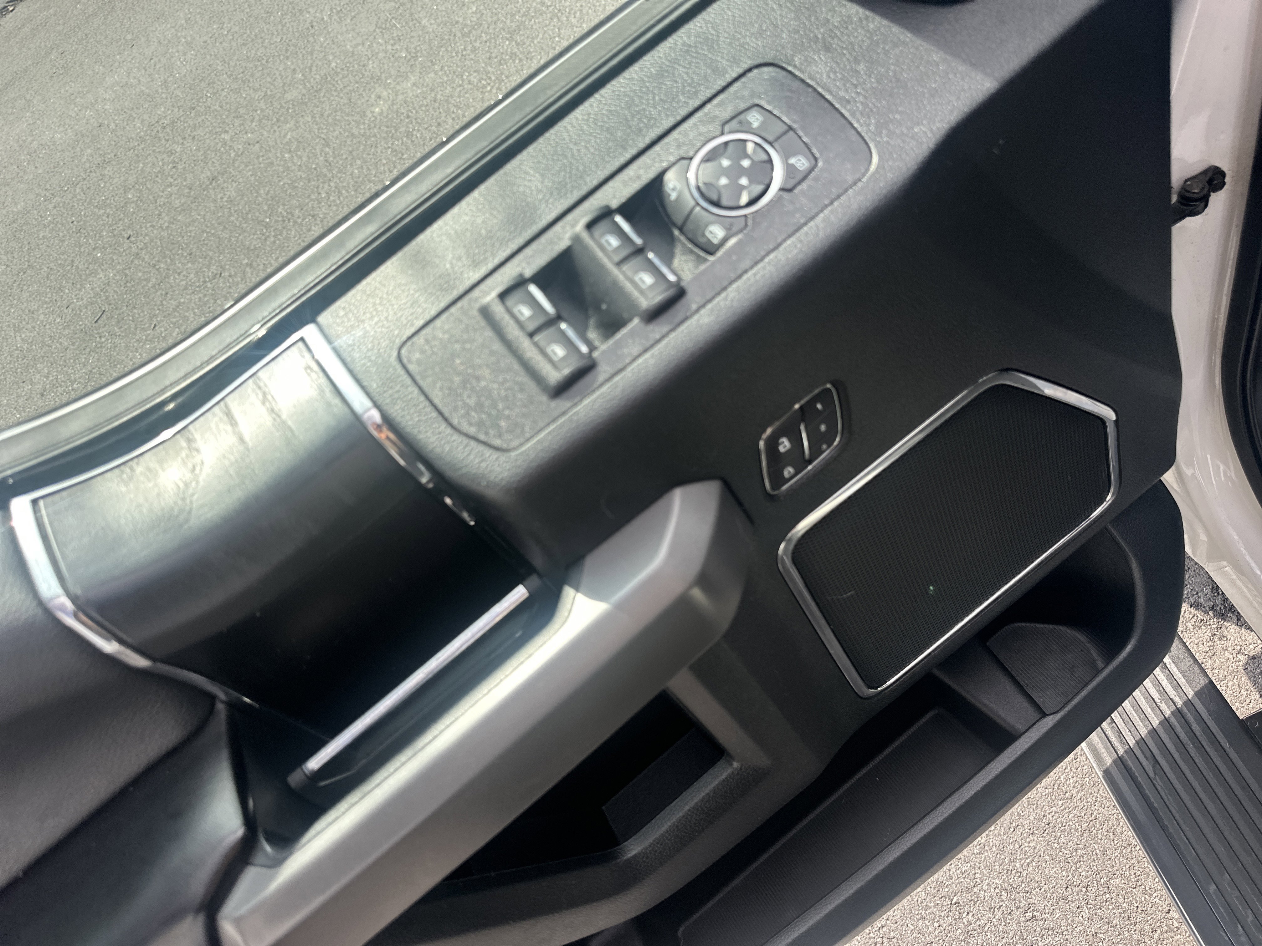 Used 2019 Ford F150 Platinum image 19