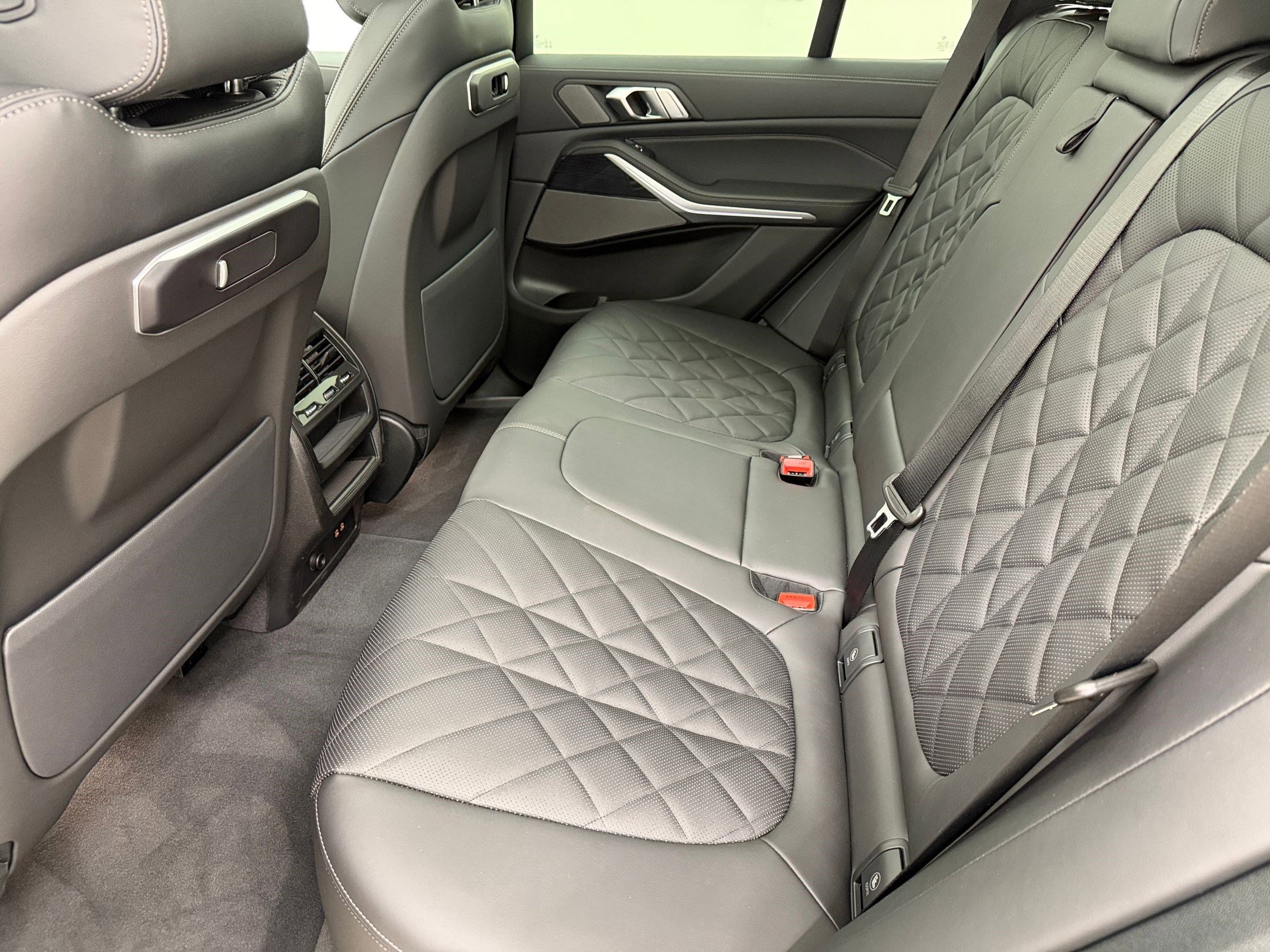 New 2026 BMW X5 xDrive40i AWD/4WD image 15
