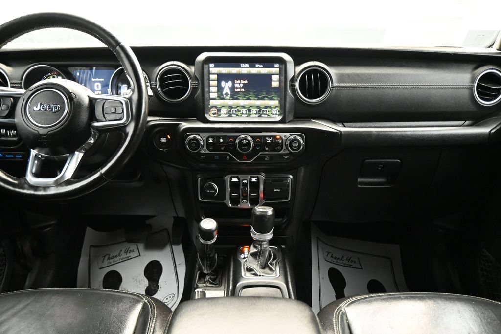 Used 2021 Jeep Wrangler Unlimited Sahara w/ Cold Weather Group AWD/4WD image 20