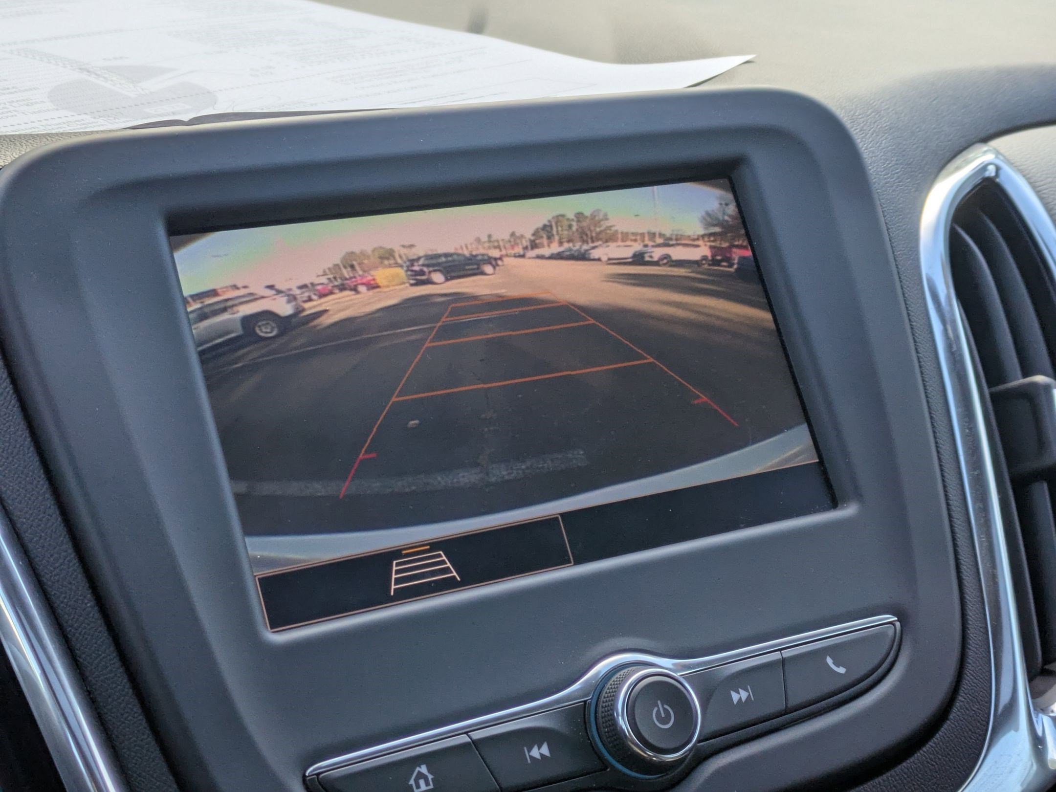 Used 2022 Chevrolet Equinox LT image 13