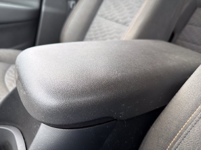 Used 2020 Chevrolet Equinox LT w/ Driver Convenience Package FWD image 32