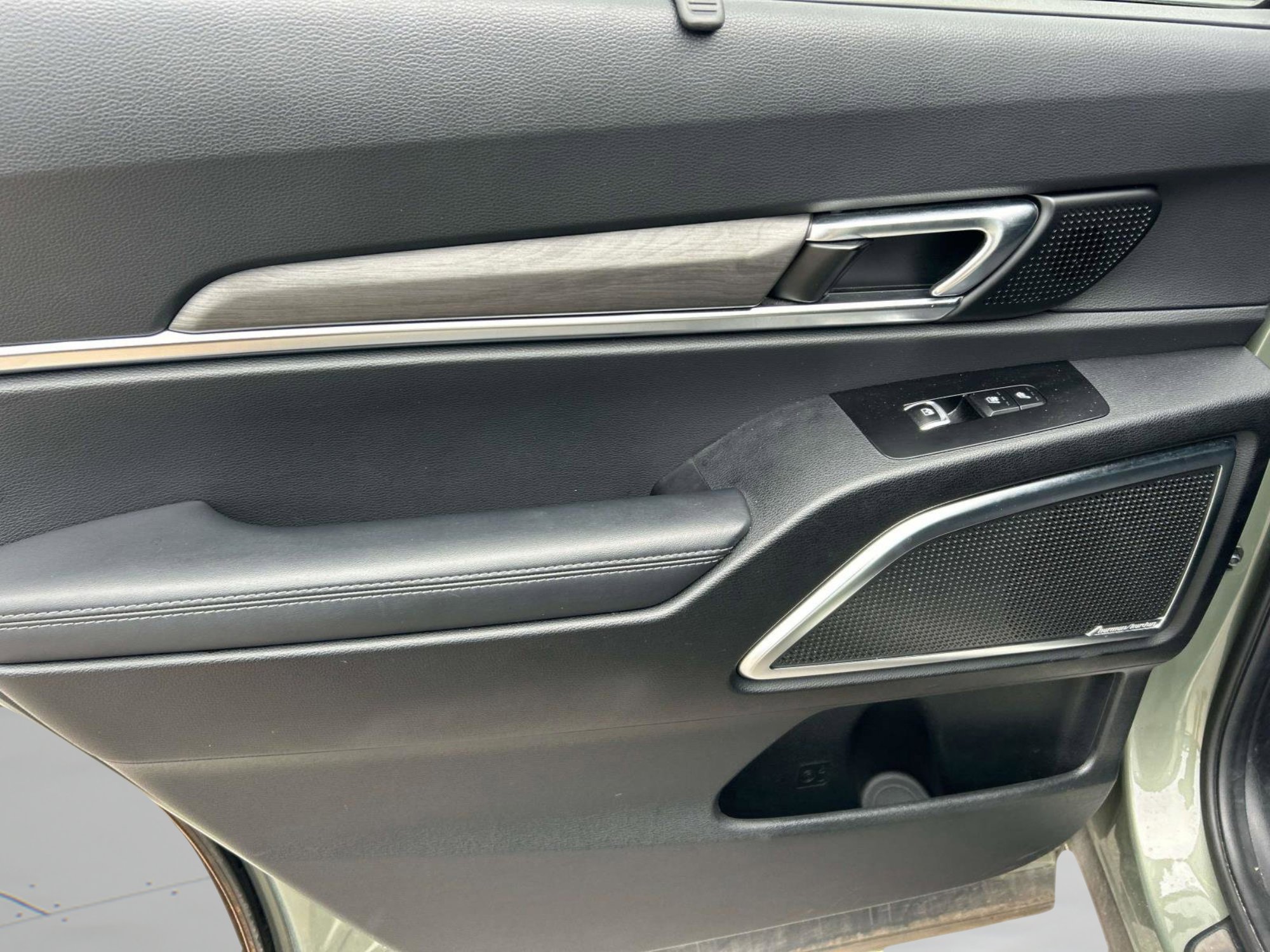 Used 2024 Kia Telluride SX Prestige X-Line image 17