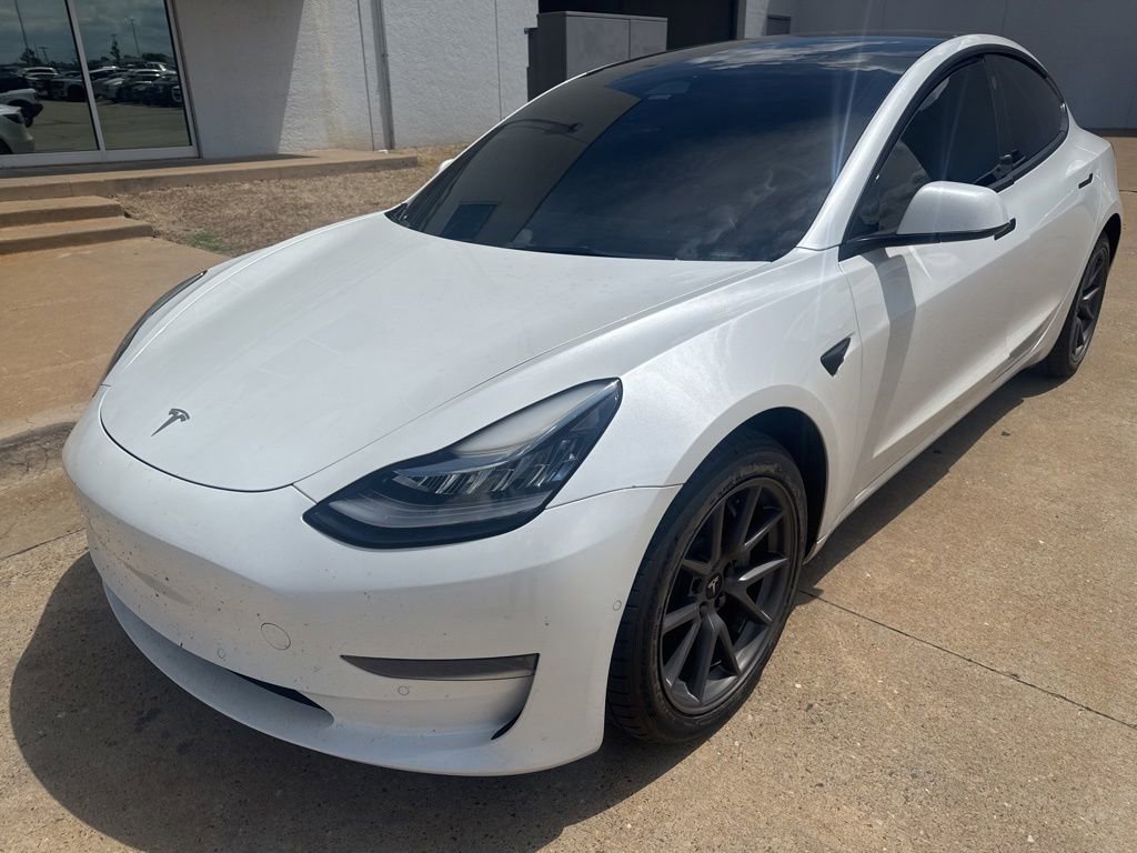 Used 2022 Tesla Model 3 RWD image 3