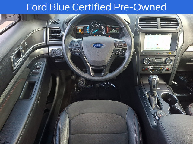 Used 2018 Ford Explorer XLT w/ Equipment Group 202A AWD/4WD image 15