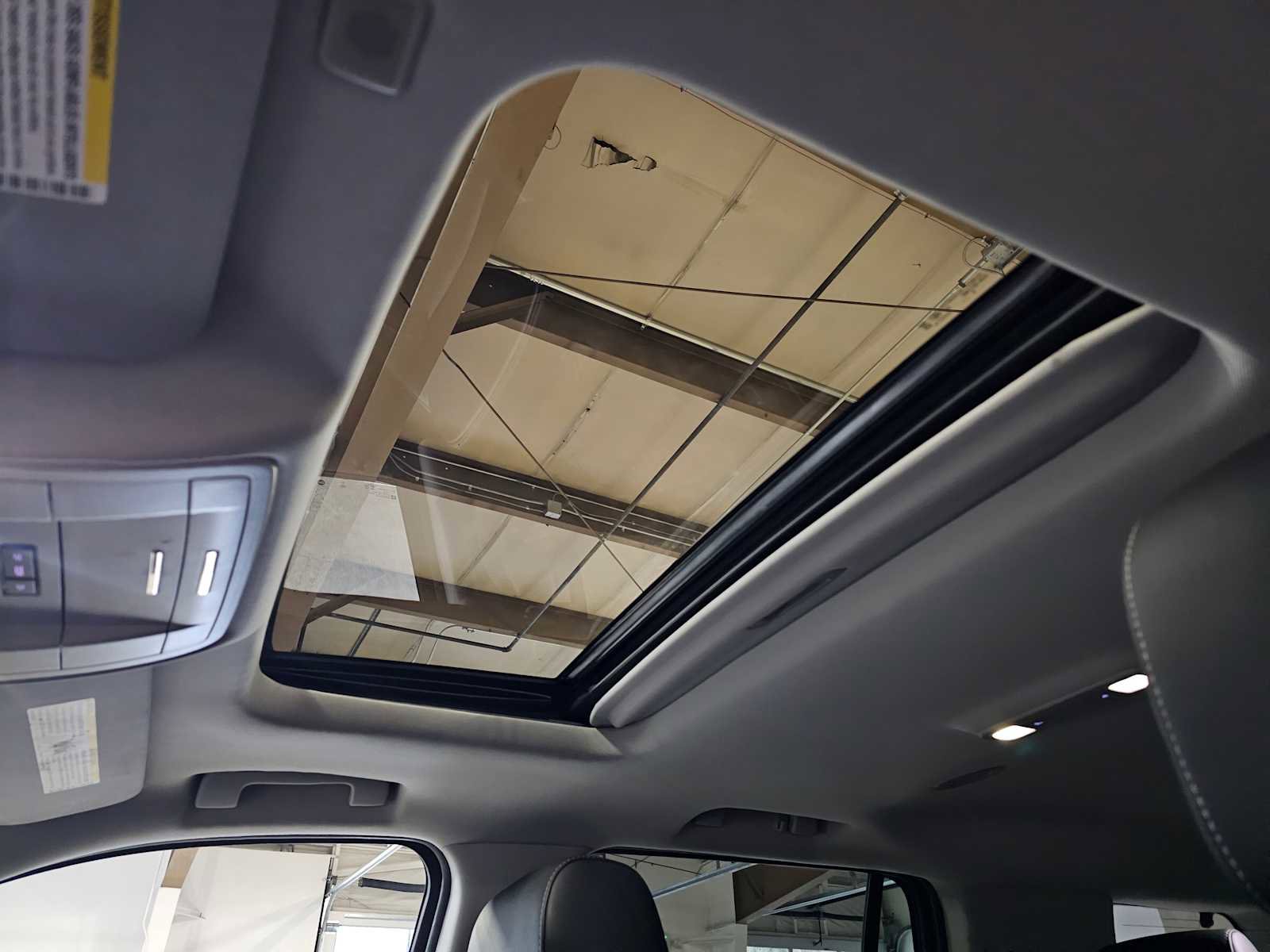 Used 2019 Chevrolet Tahoe LT w/ Luxury Package AWD/4WD image 24