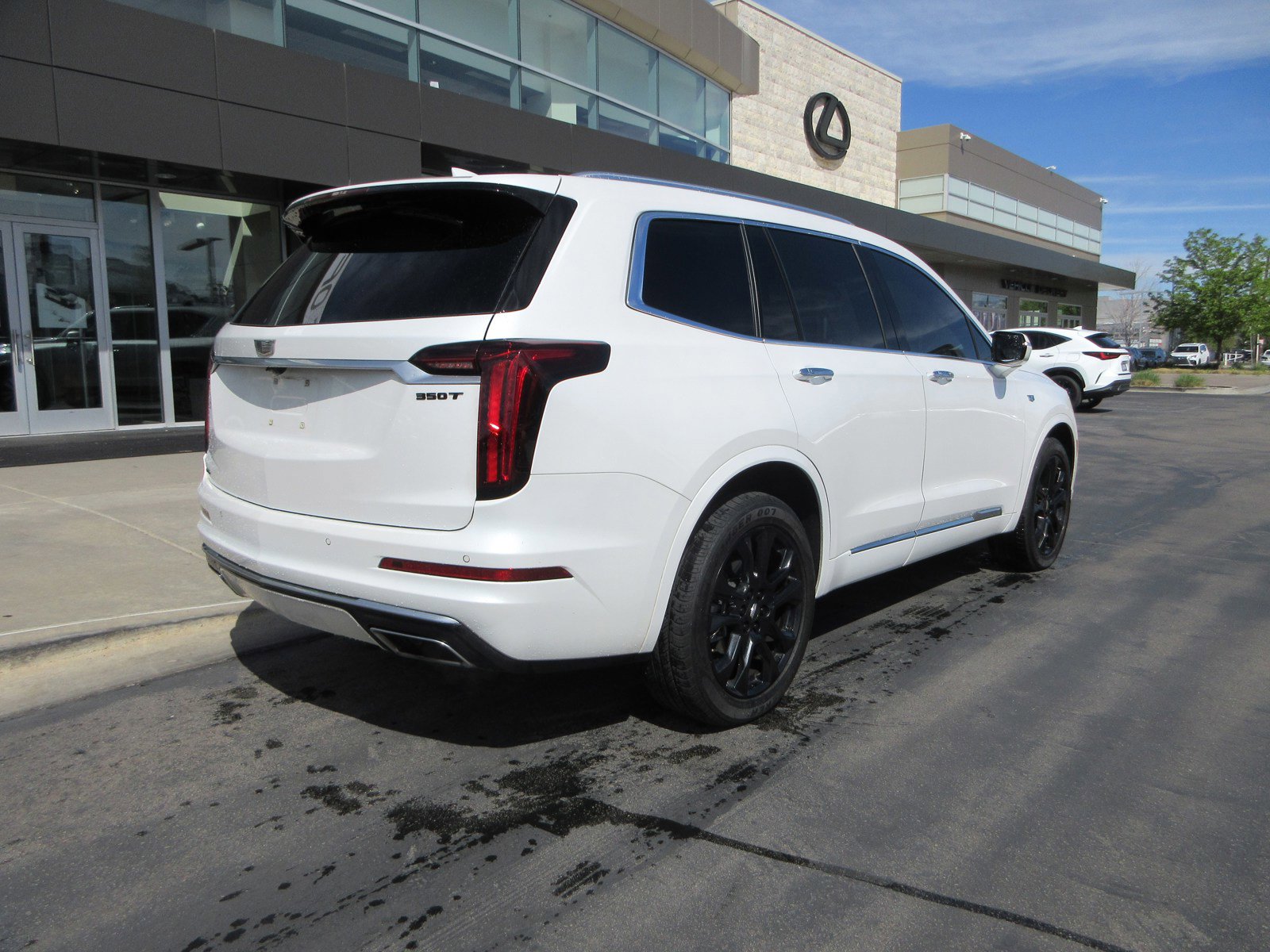 Used 2023 Cadillac XT6 Luxury image 11