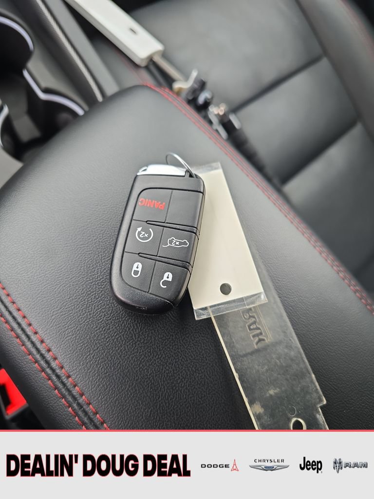 Used 2025 Dodge Durango GT AWD/4WD image 30