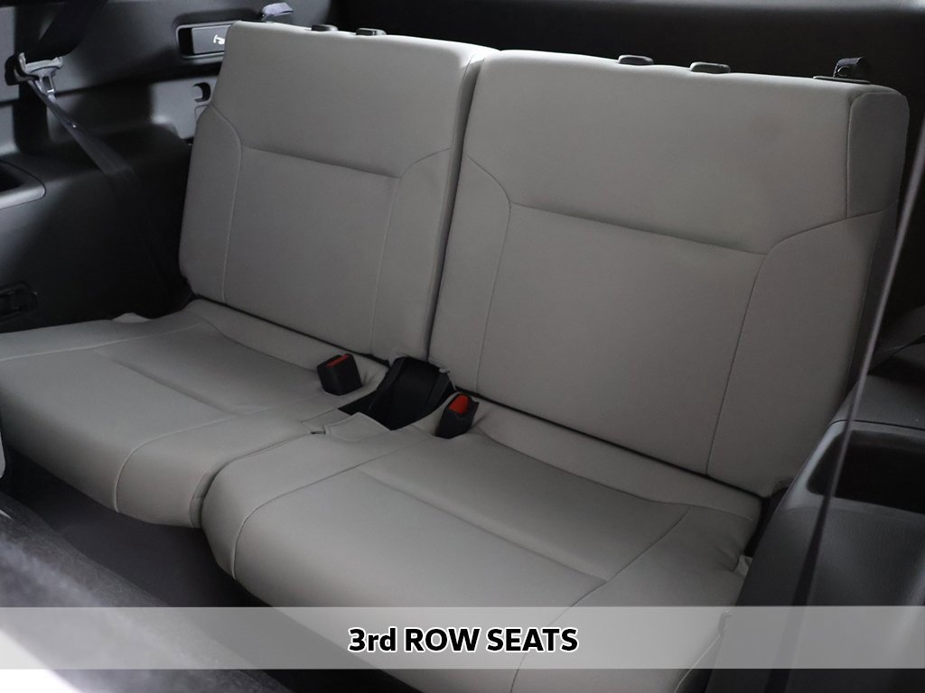 New 2025 Mitsubishi Outlander SE image 10