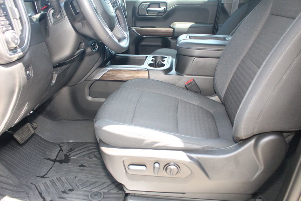 Used 2022 Chevrolet Silverado 1500 LT Trail Boss AWD/4WD image 19