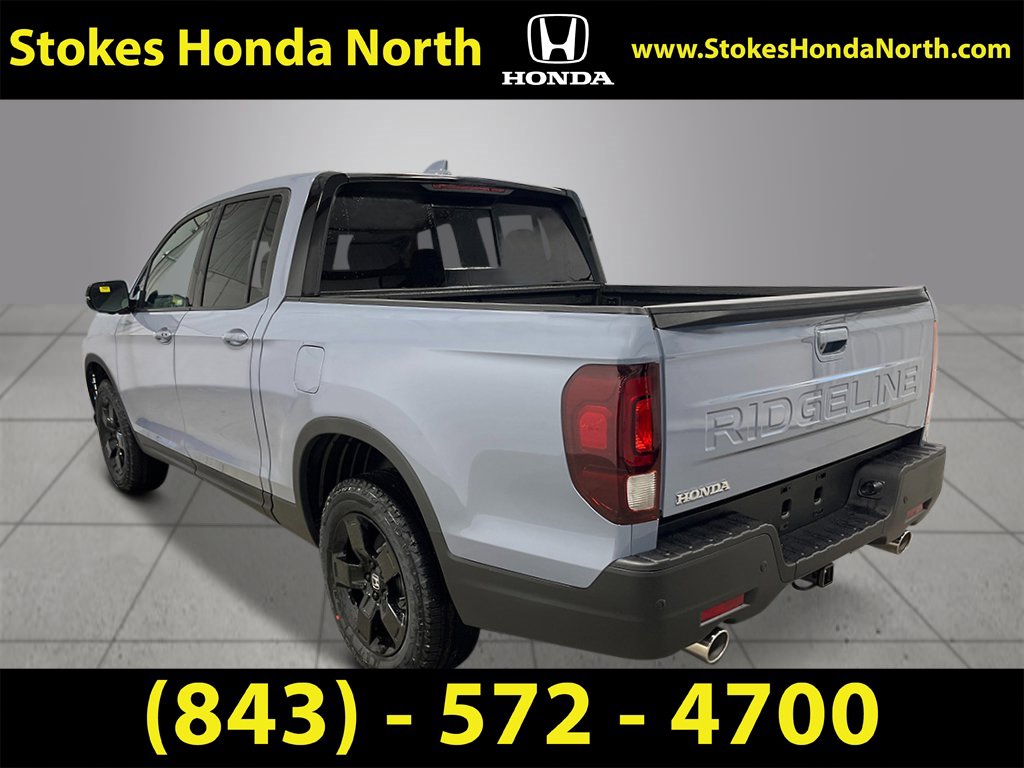 New 2026 Honda Ridgeline Black Edition image 4