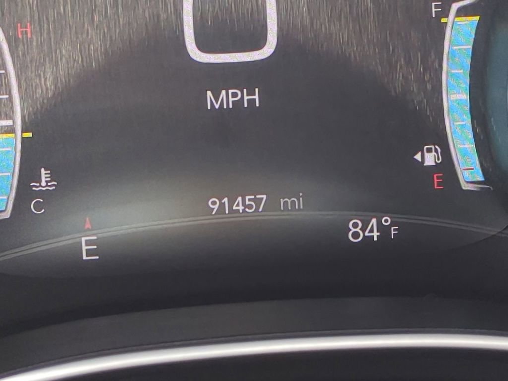 Used 2017 Chrysler Pacifica Limited FWD image 37