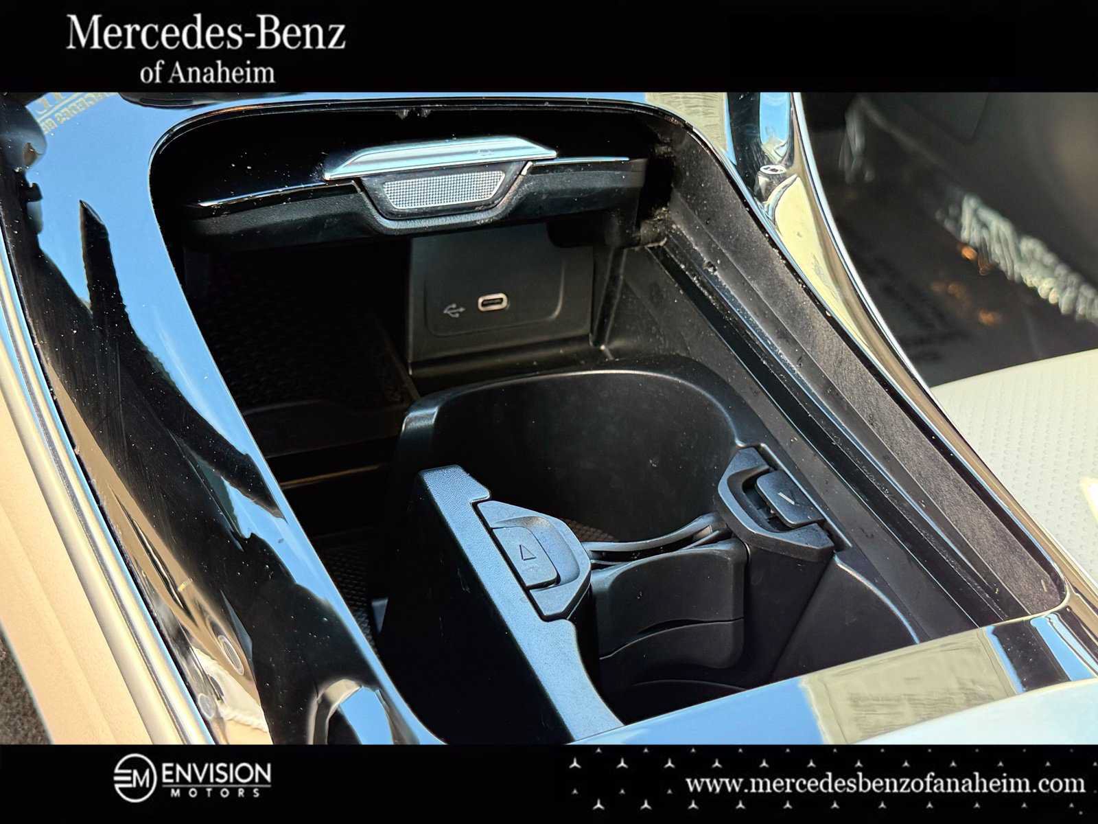 Used 2024 Mercedes-Benz C 300 Sedan image 35