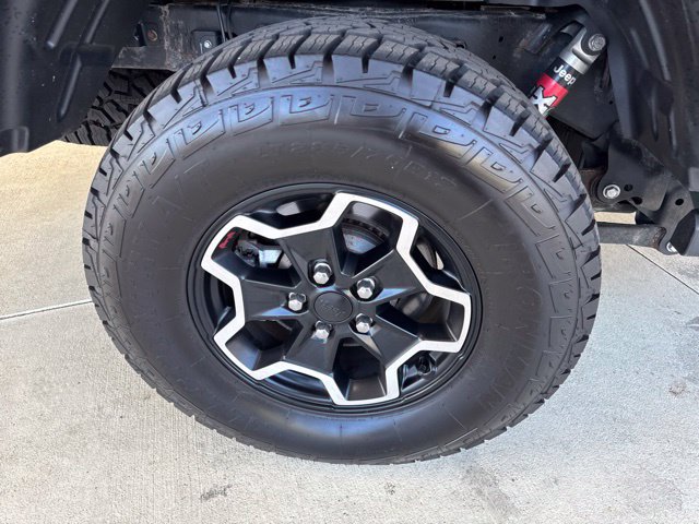 Used 2021 Jeep Gladiator Rubicon w/ LED Lighting Group AWD/4WD image 36