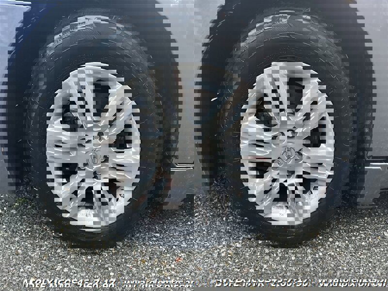 Used 2011 Nissan Altima Hybrid Sedan image 12