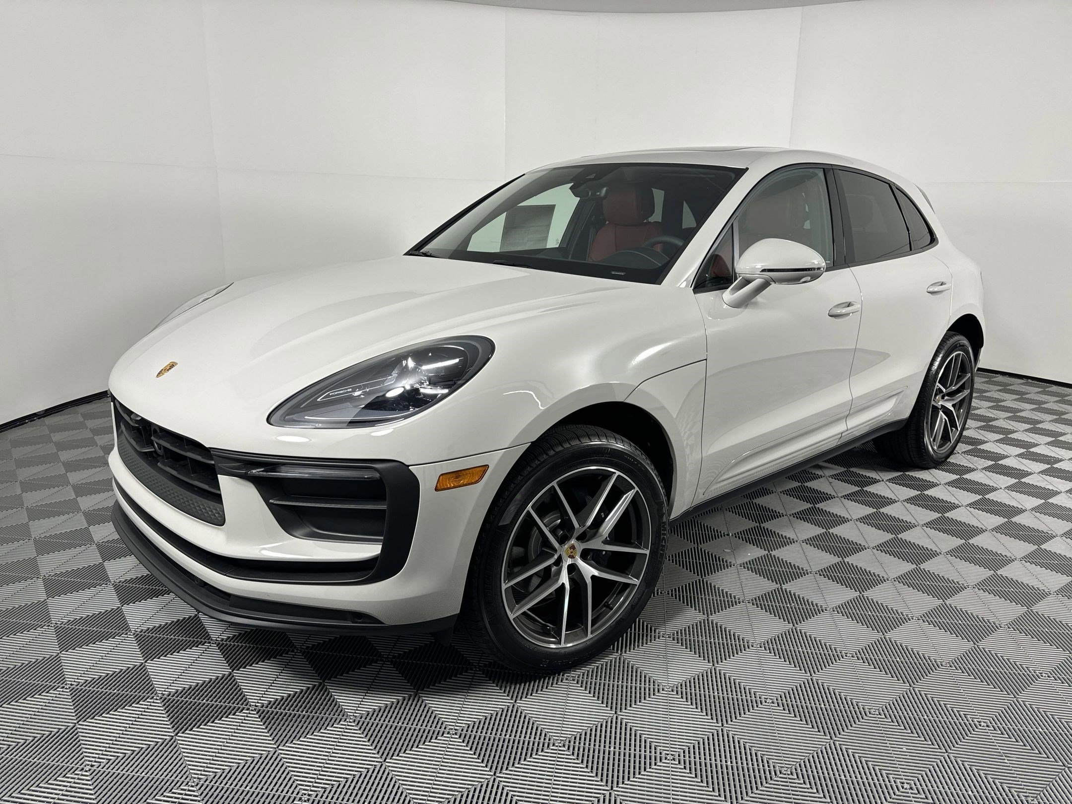 Certified 2025 Porsche Macan