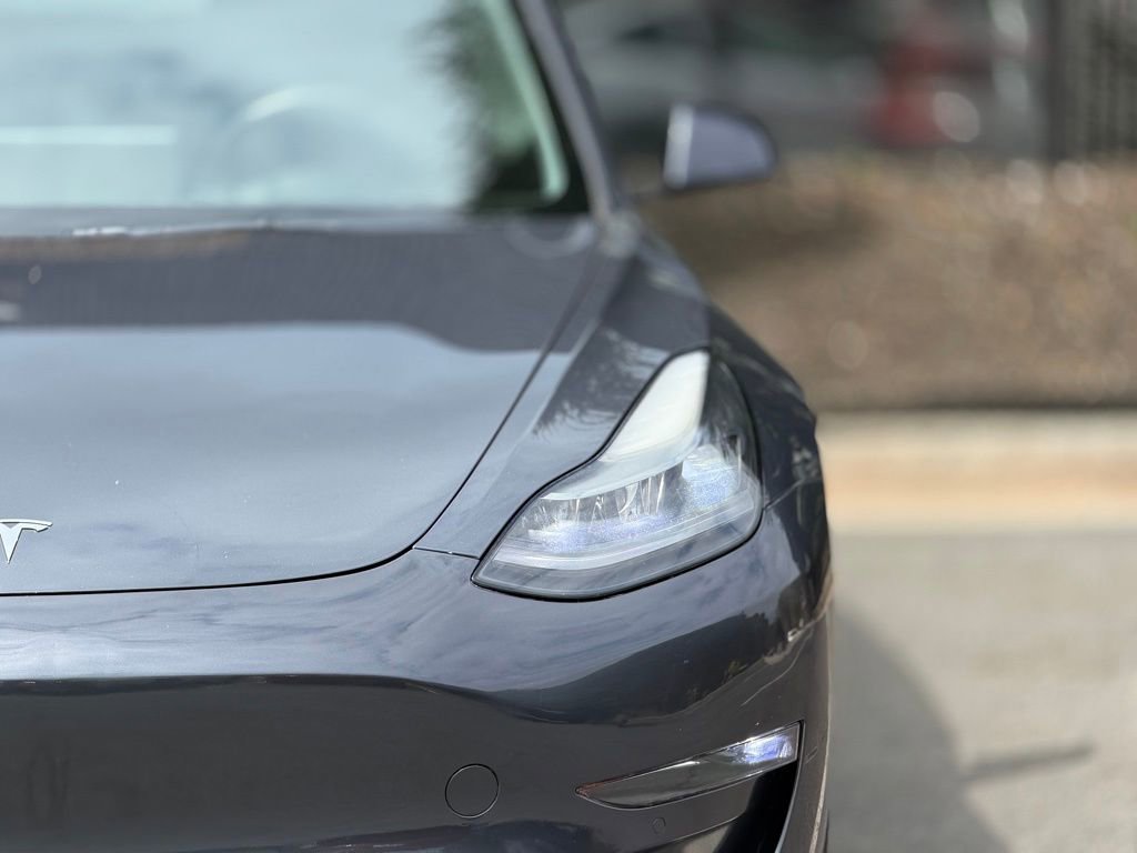 Used 2022 Tesla Model 3 Long Range AWD/4WD image 5