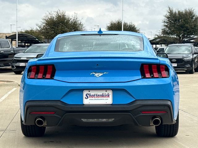 Used 2024 Ford Mustang Premium image 7