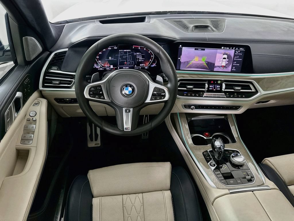 Used 2020 BMW X7 M50i w/ Dynamic Handling Package AWD/4WD image 23