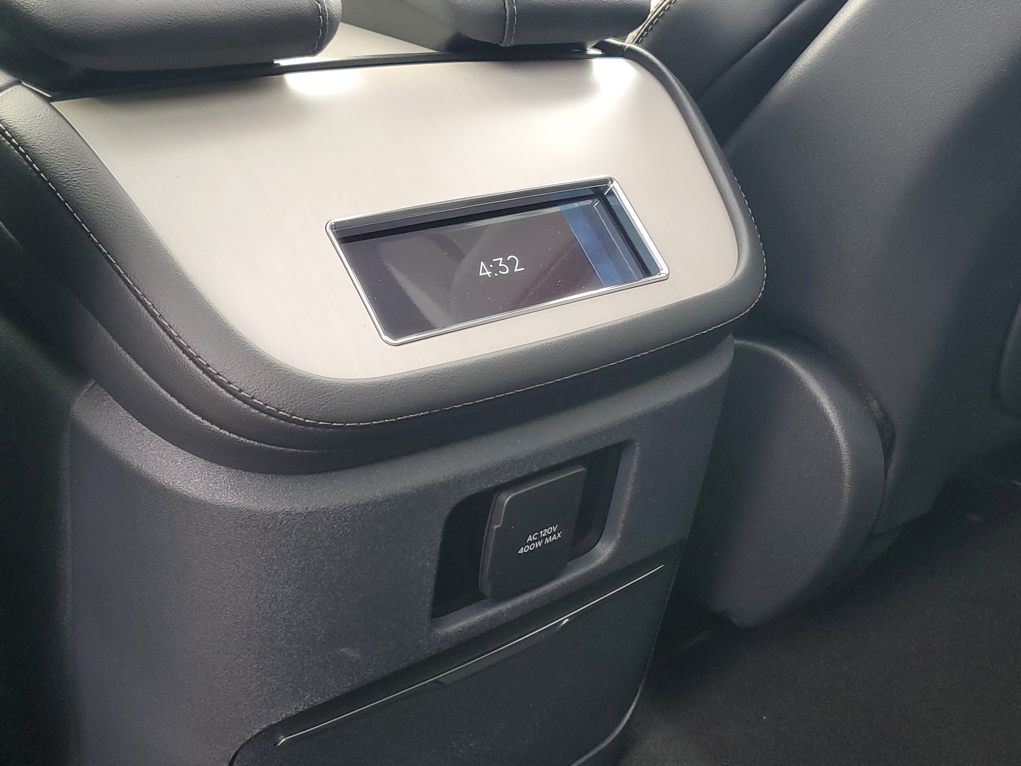 New 2026 Lincoln Navigator Reserve w/ Jet Appearance Package AWD/4WD image 29