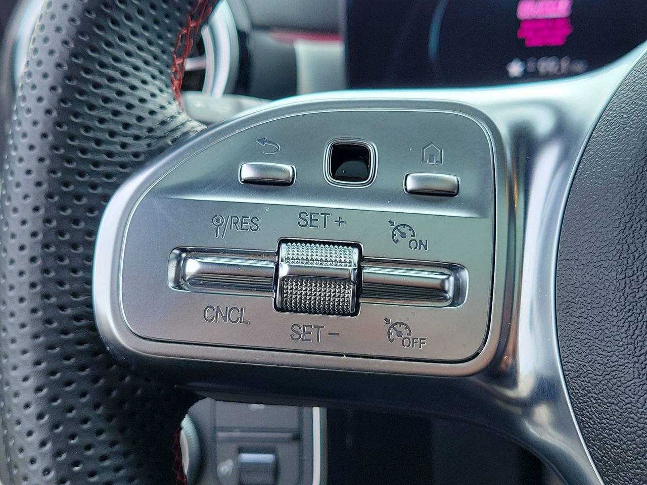 Certified 2023 Mercedes-Benz CLA 250 image 28