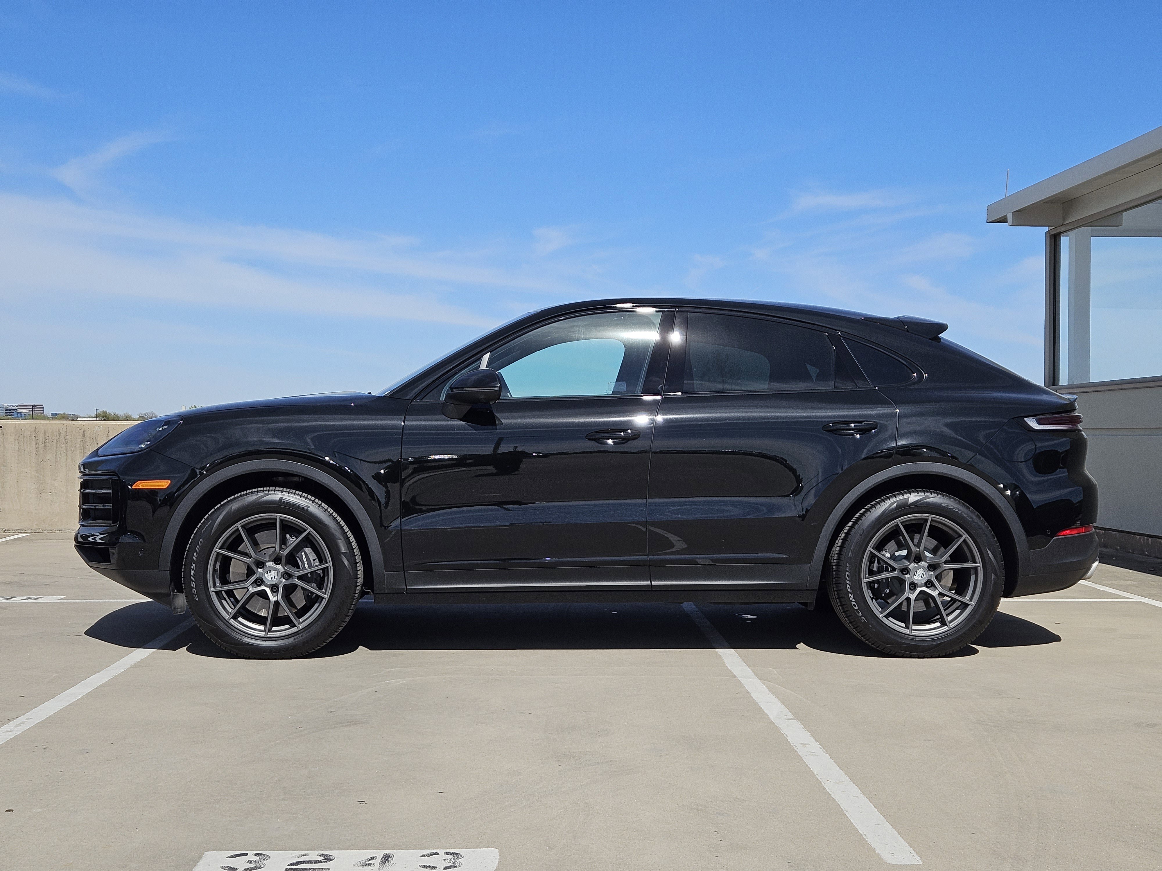 Used 2025 Porsche Cayenne video 2