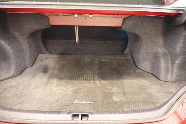 Used 2016 Toyota Camry XLE image 27