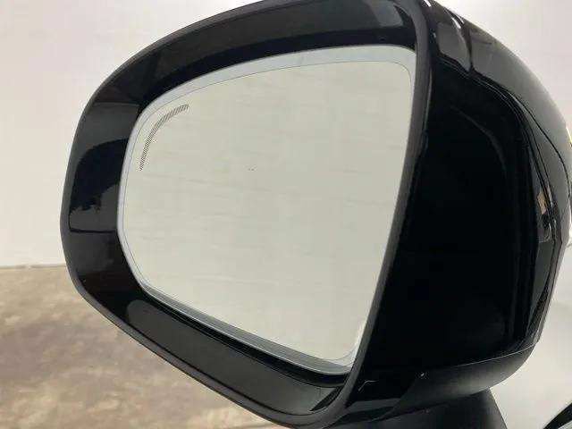 Used 2024 Volvo XC60 B5 Plus w/ Protection Package Premier AWD/4WD image 95