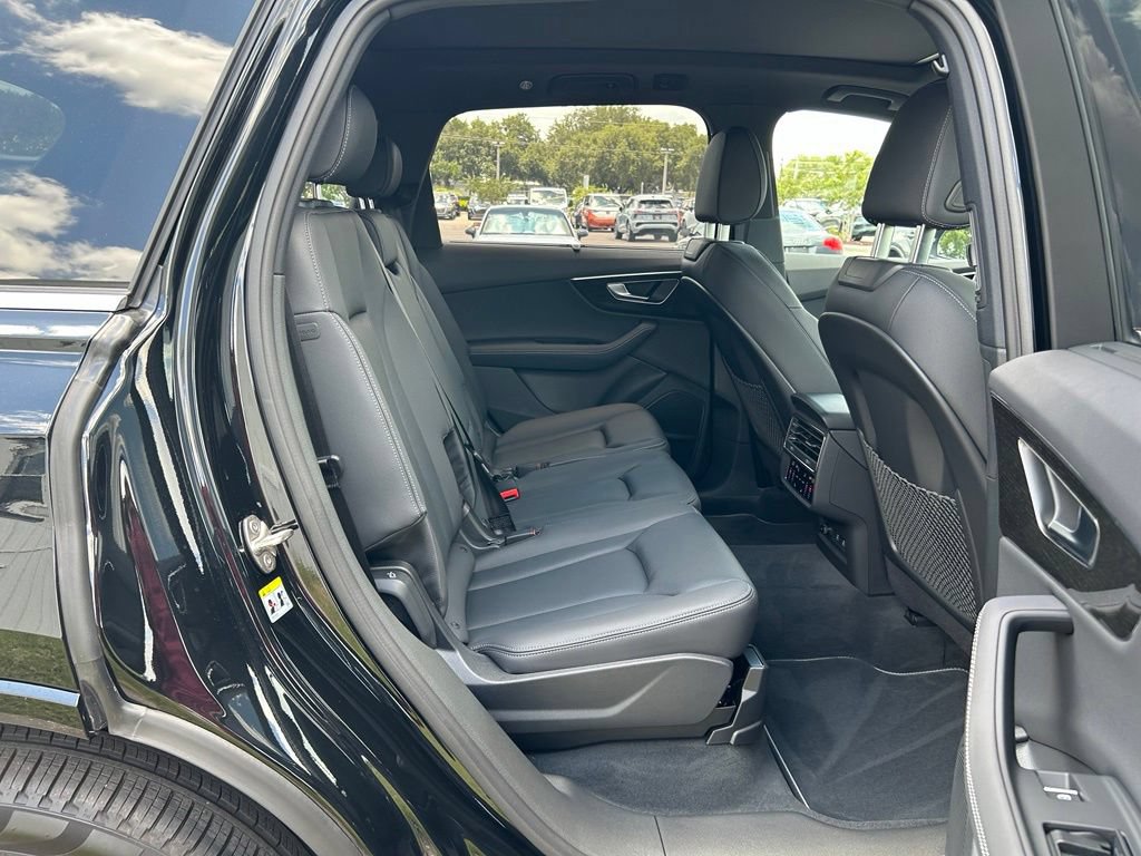 Used 2026 Audi Q7 3.0T Premium Plus w/ Premium Plus Package AWD/4WD image 45