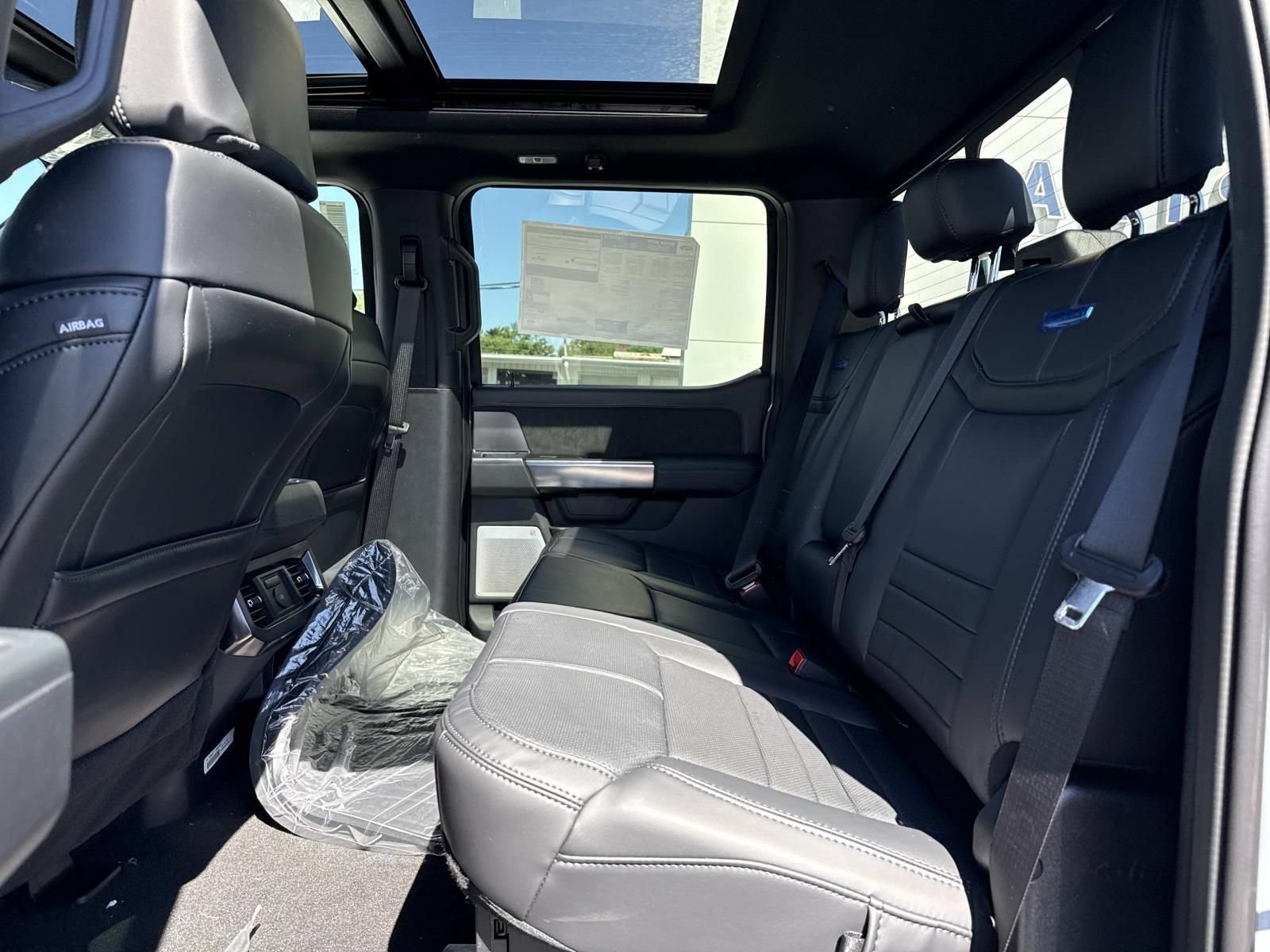 New 2026 Ford F250 Platinum w/ Tremor Off-Road Package AWD/4WD image 11