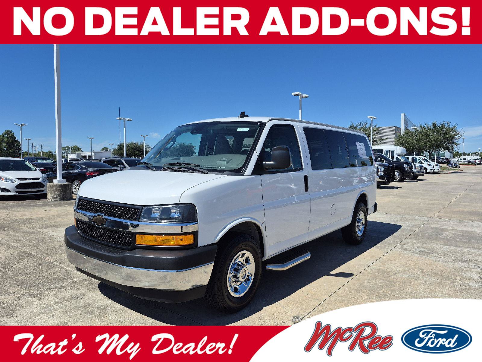 Used 2021 Chevrolet Express 2500 LT w/ LT Preferred Equipment Group RWD image 1