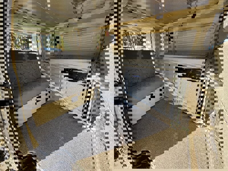 Used 2000 Volkswagen Eurovan MV image 12