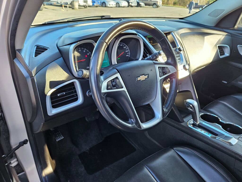 Used 2011 Chevrolet Equinox LTZ AWD/4WD image 18