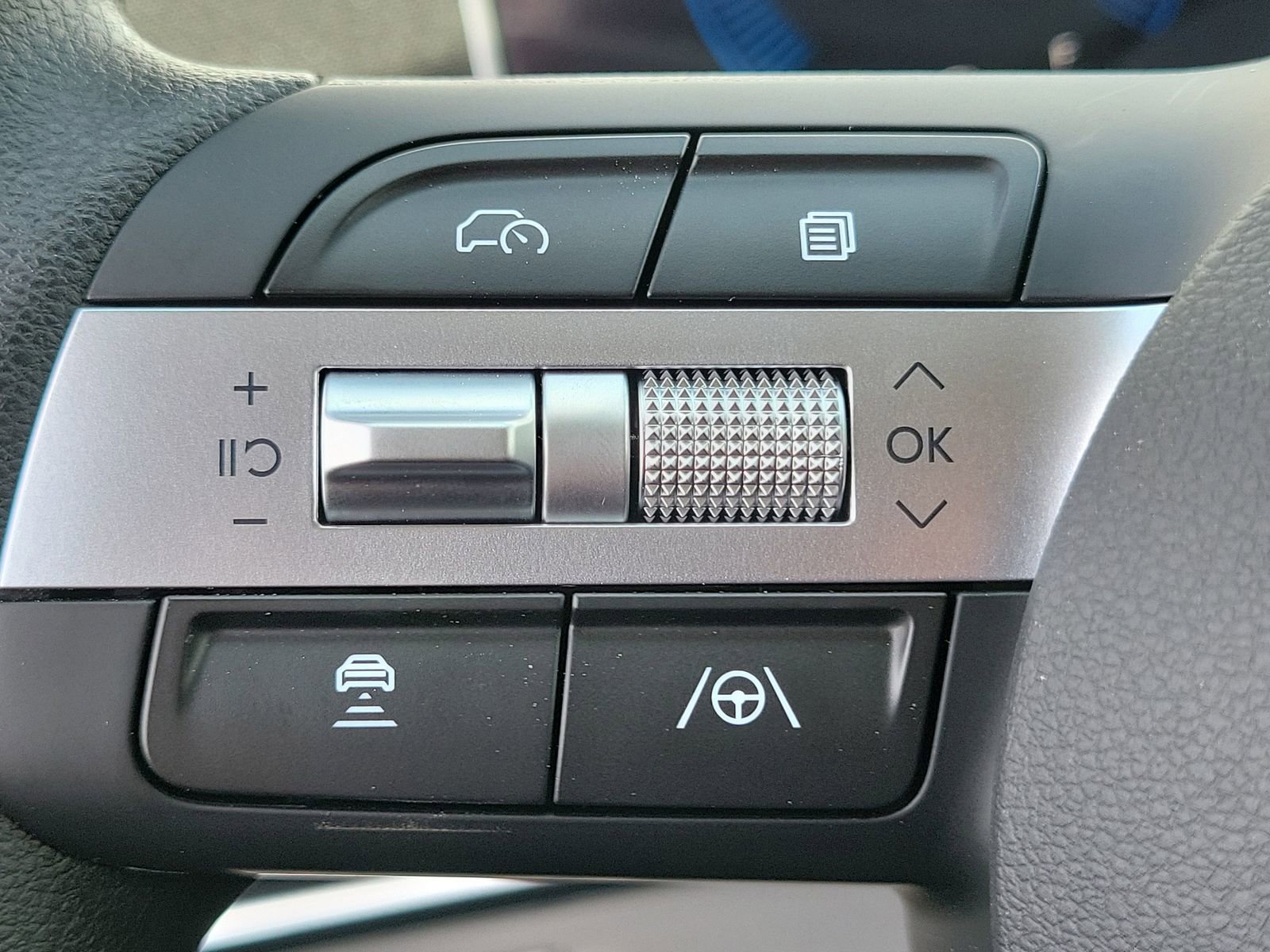 New 2026 Hyundai Tucson SEL image 8