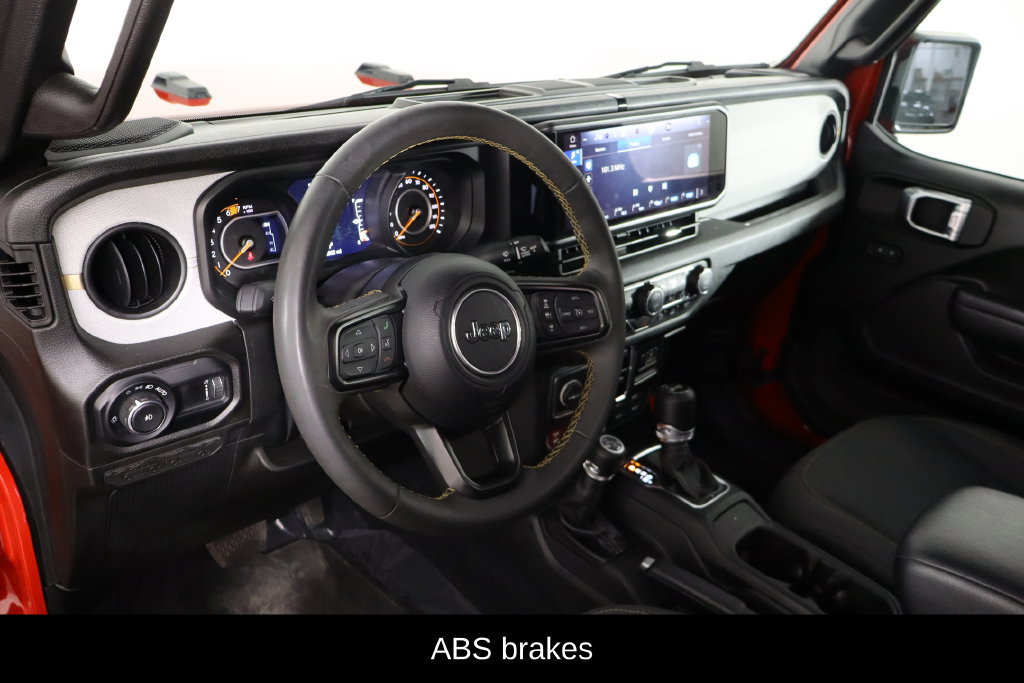 Used 2024 Jeep Wrangler Unlimited Sport AWD/4WD image 25