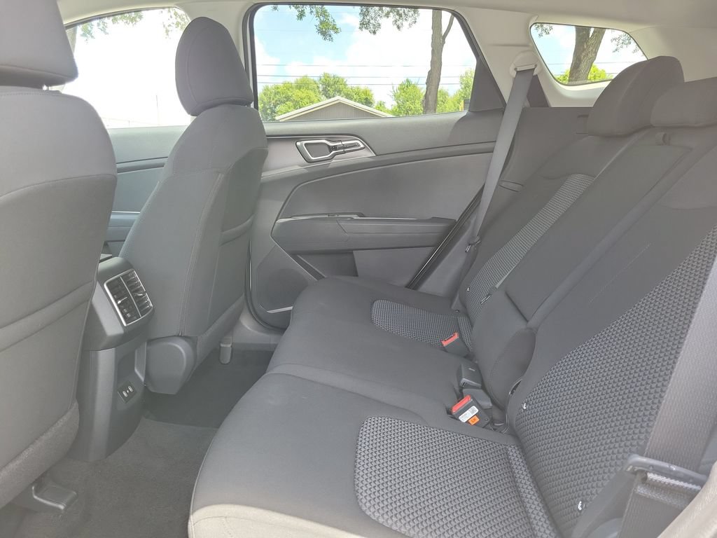 New 2026 Kia Sportage LX w/ LX Convenience Package FWD image 19
