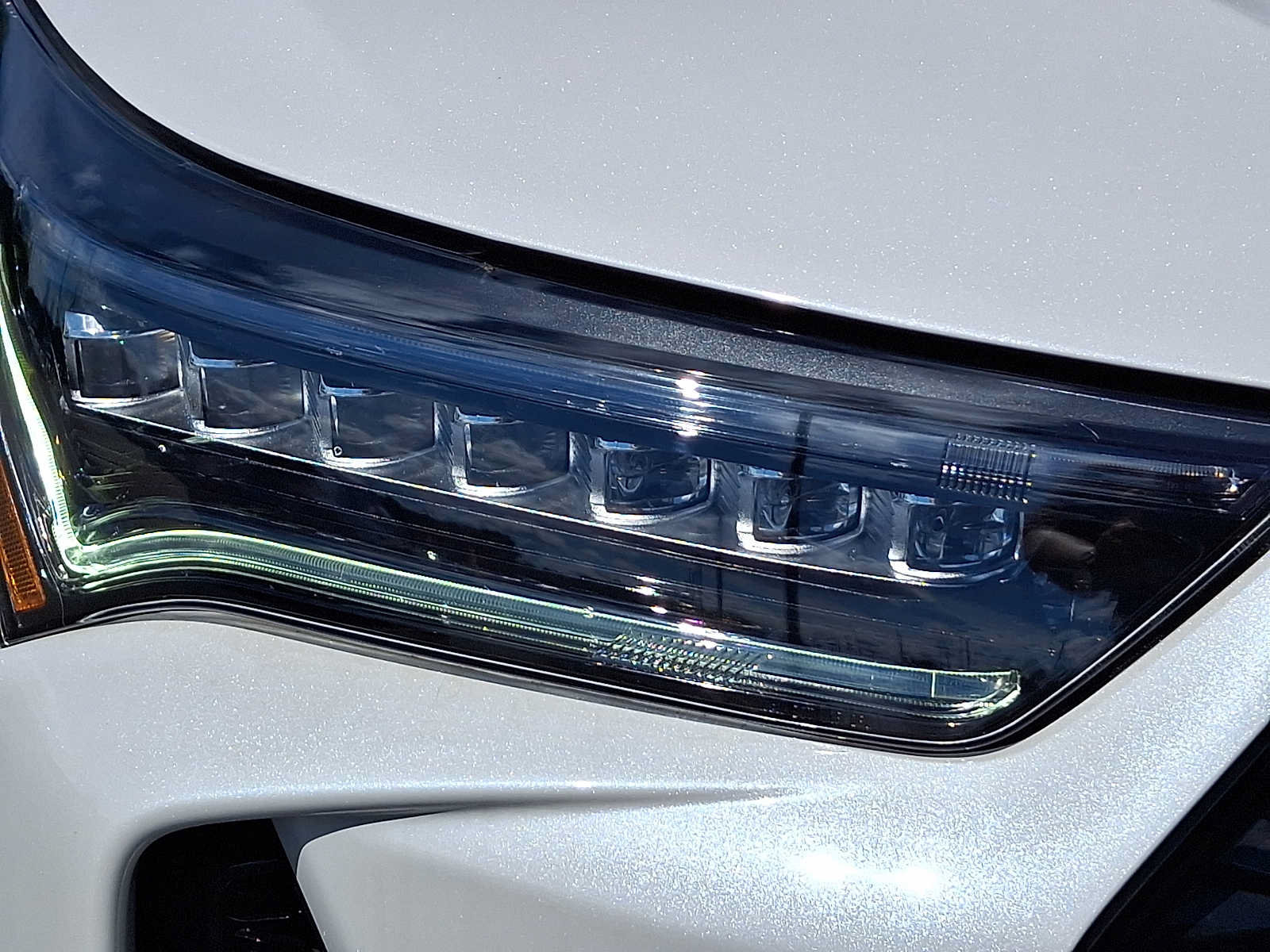 Certified 2026 Acura RDX w/ Advance Package AWD/4WD image 9