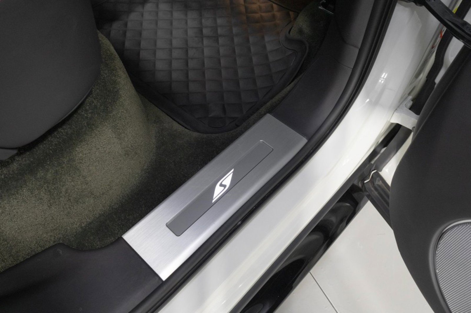 Used 2022 Bentley Bentayga AWD/4WD image 62