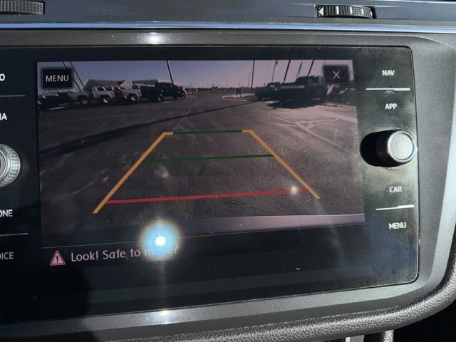 Used 2020 Volkswagen Tiguan SEL image 19